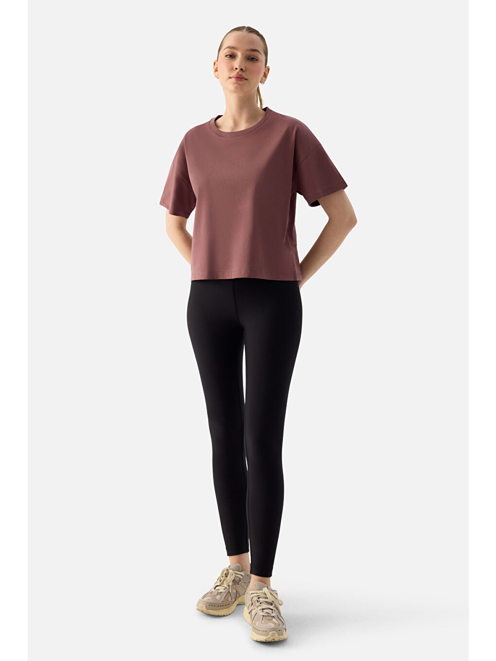 Pembe Noya Kısa Oversize Koyu Gül Tişört-2