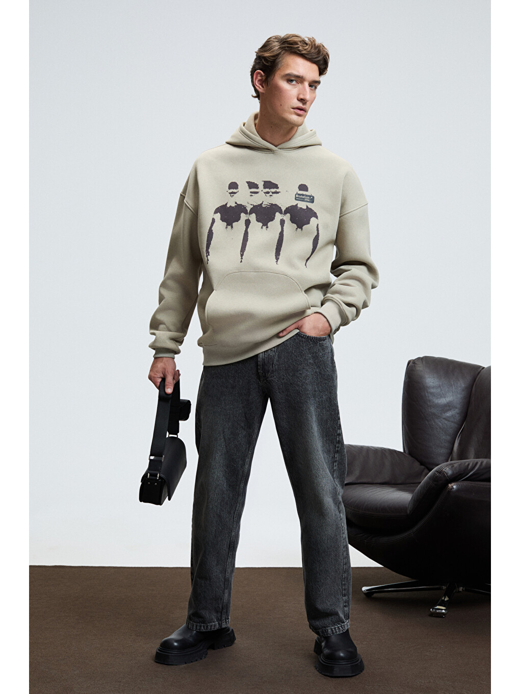 Bej Armand Erkek Kapüşonlu Kanguru Cepli Önü Baskılı Oversize Taş Sweatshirt-4