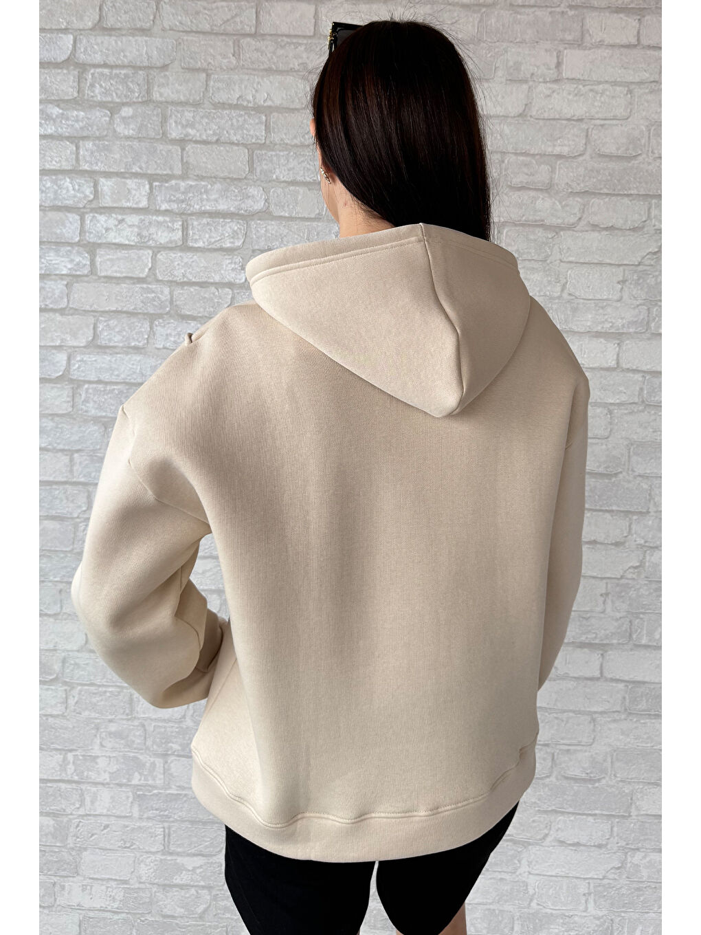 Bej Yarım Fermuarlı Üç İplik Şardonlu Kadın Sweatshirt-3