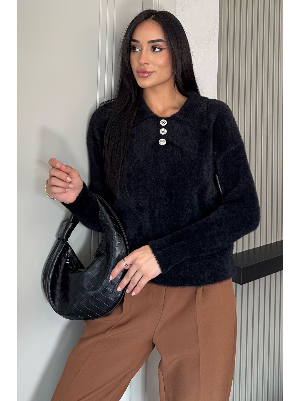 Siyah Gömlek Yaka Düğmeli Şardonlu Triko Kazak (s,m,l,xl Uyumludur)