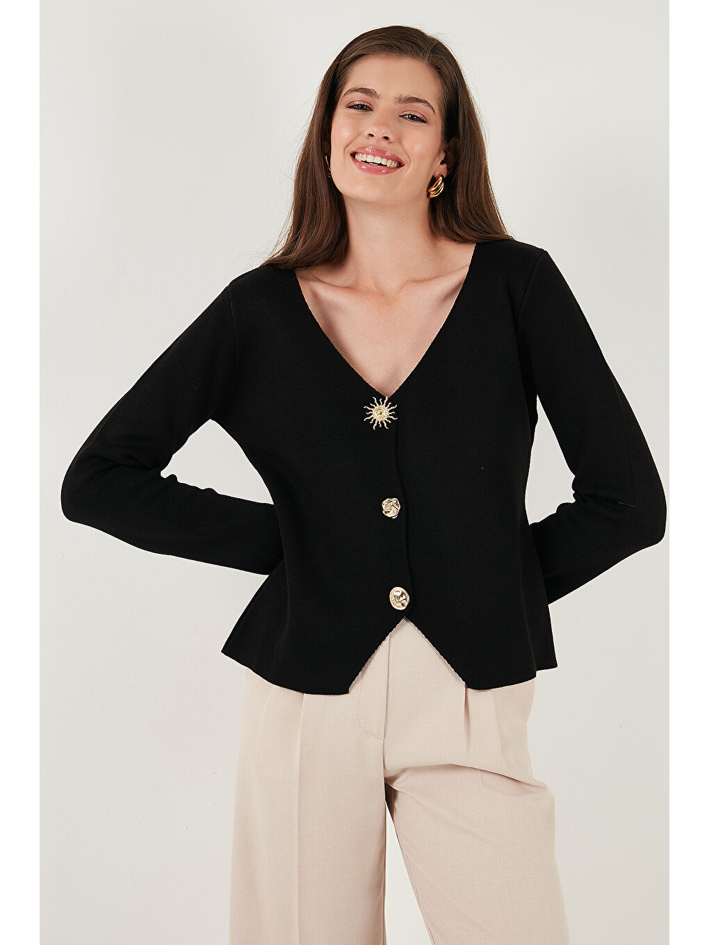 Siyah Premium Regular Fit V Yaka Düğmeli Triko Hırka 680HI00121-1