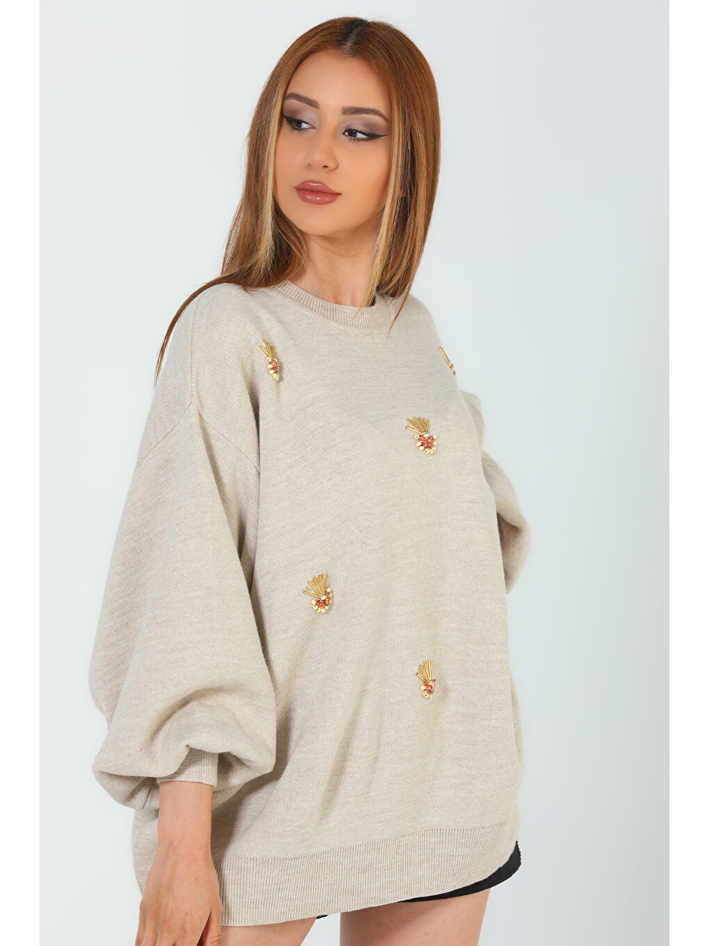 Bej Kadın Bisiklet Yaka Taşlı Salaş Triko Kazak (taşlar Farklı Gelebilir.)-4