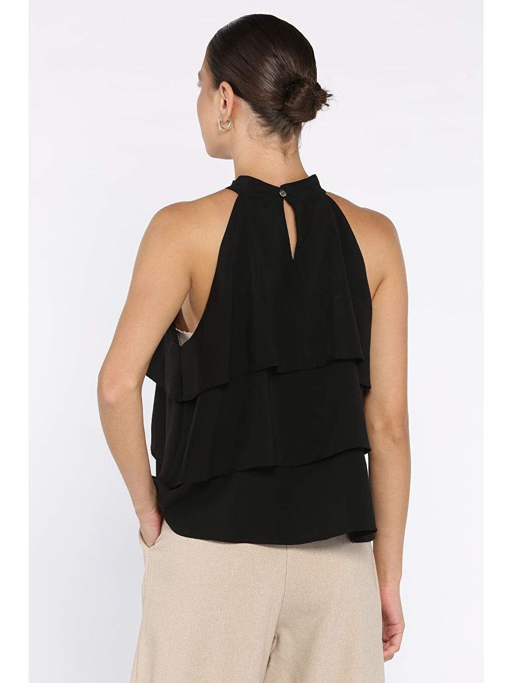 Siyah Sıfır Kol Kat Kat Kadın Bluz-2