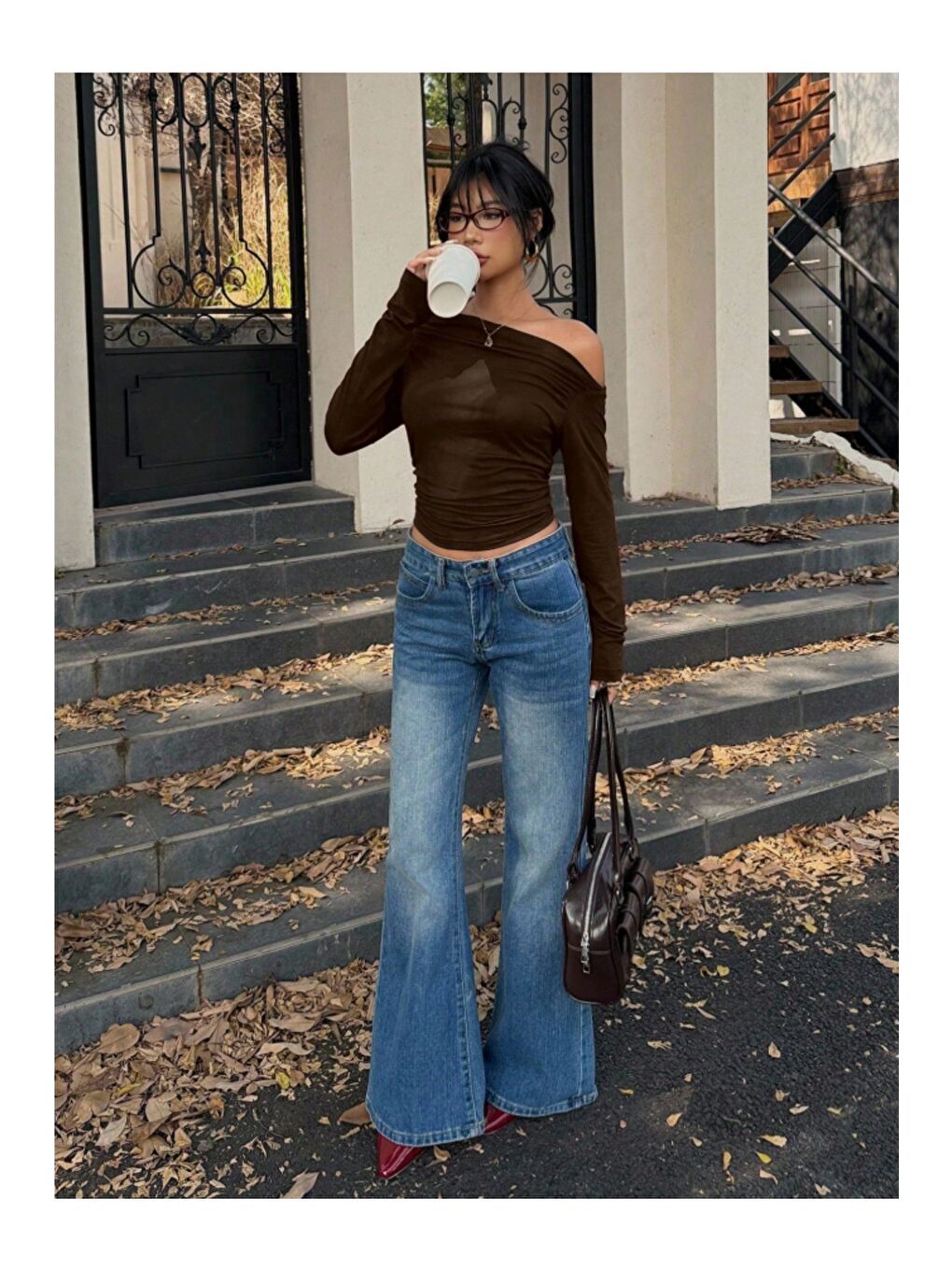 Kahverengi Kadın Asimetrik Omuz Uzun Kollu Büzgülü Dar Kesim Kısa Tişört-4