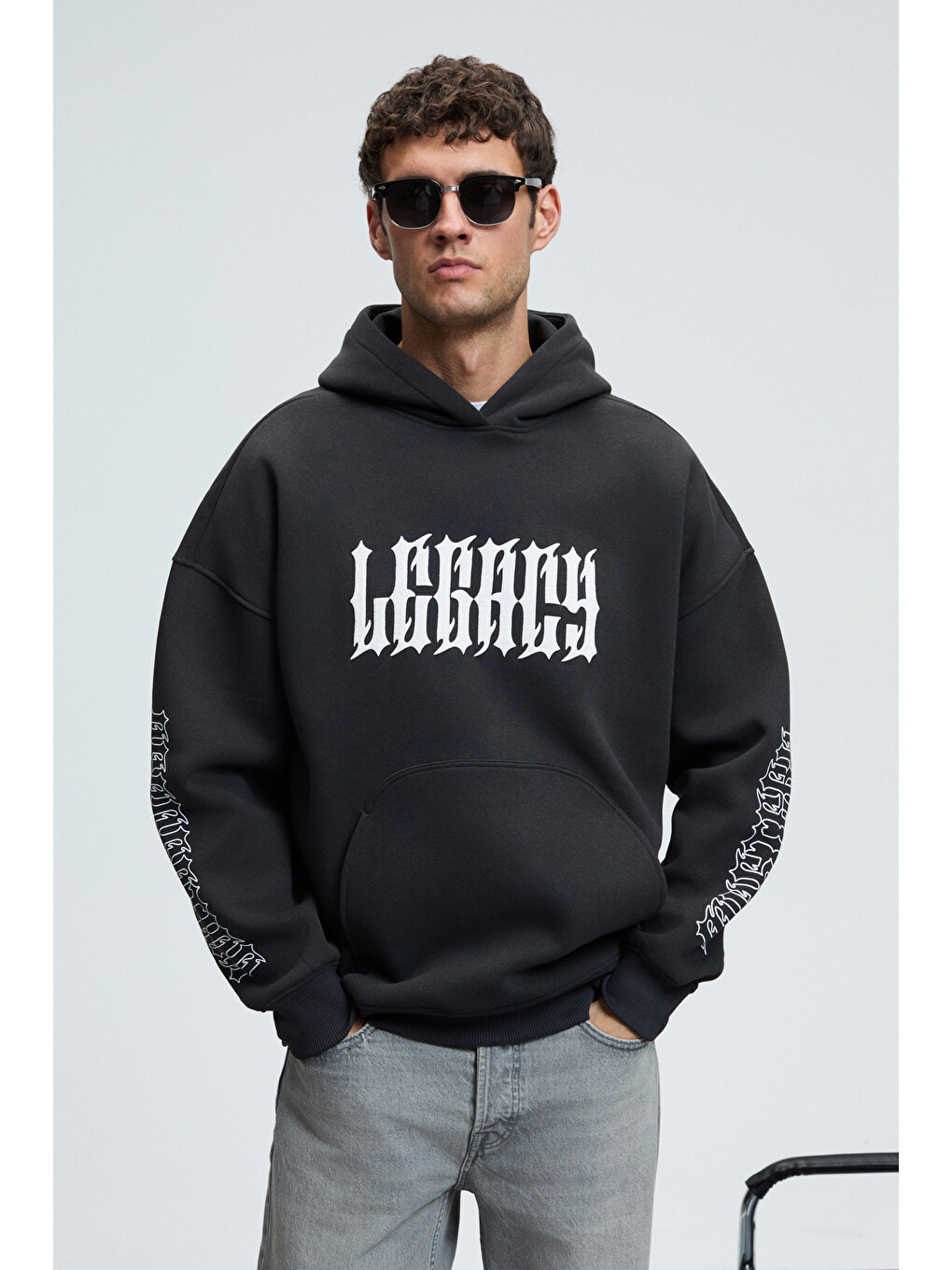 Armand Erkek Kapüşonlu Kanguru Cepli Önü Baskılı Oversize Antrasit Sweatshirt