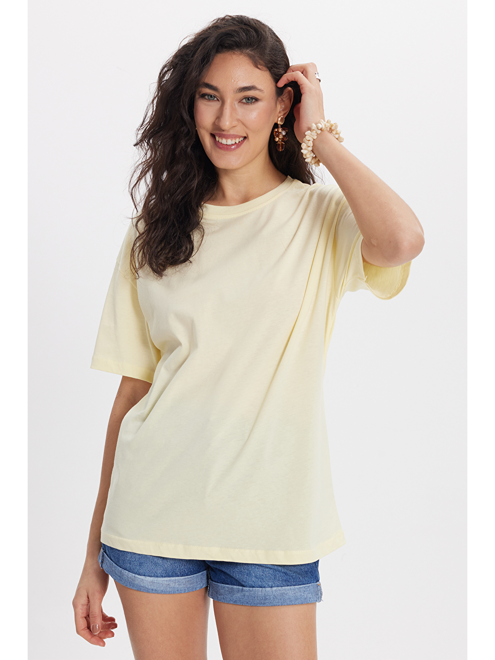 Kadın Slim Fit Dar Kesim %100 Pamuk Kısa Kollu Bisiklet Yaka Sarı Tişört-6