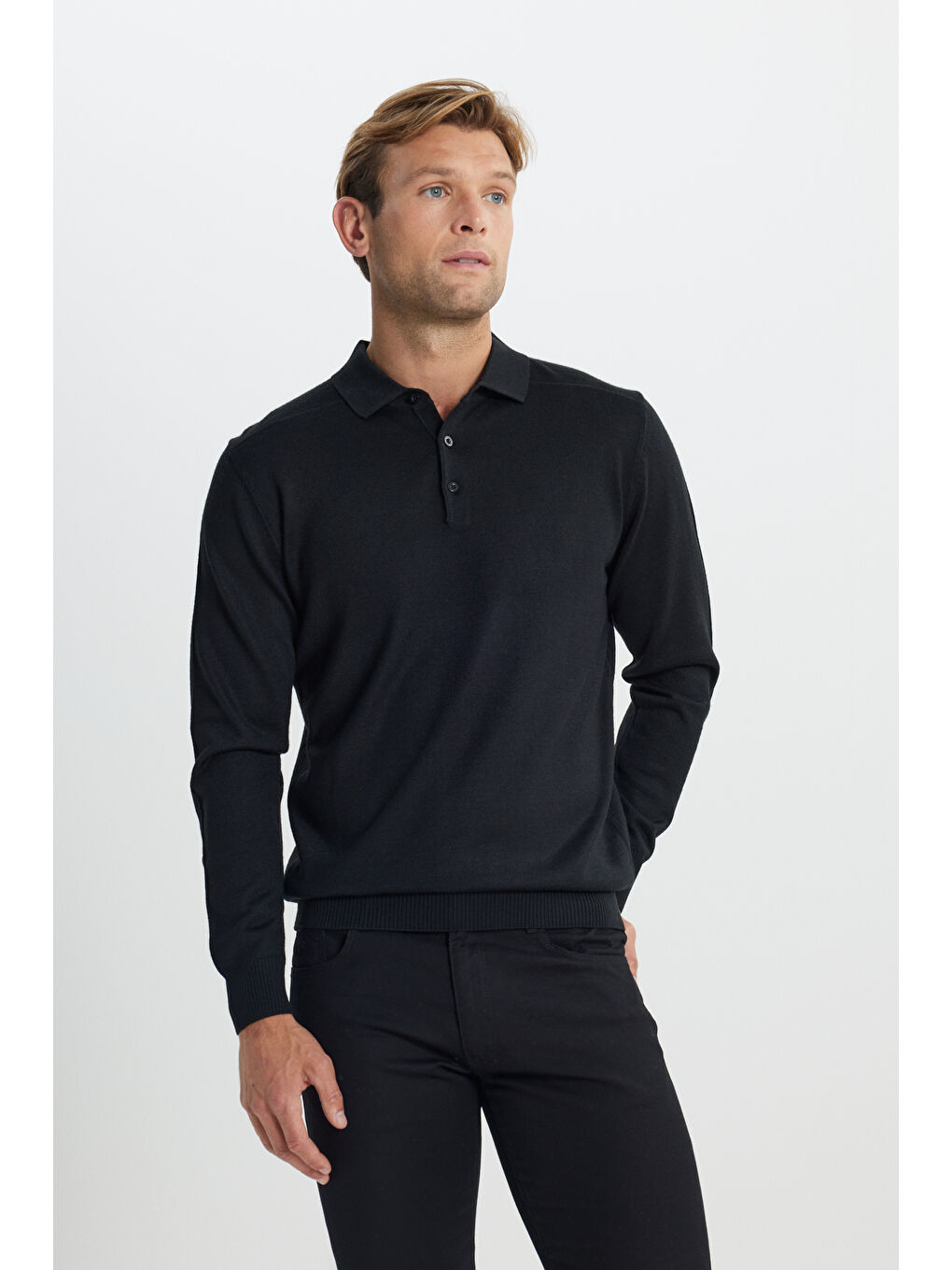 Erkek Siyah Yünlü Sıcak Tutan Standart Fit Normal Kesim Polo Yaka Triko Kazak