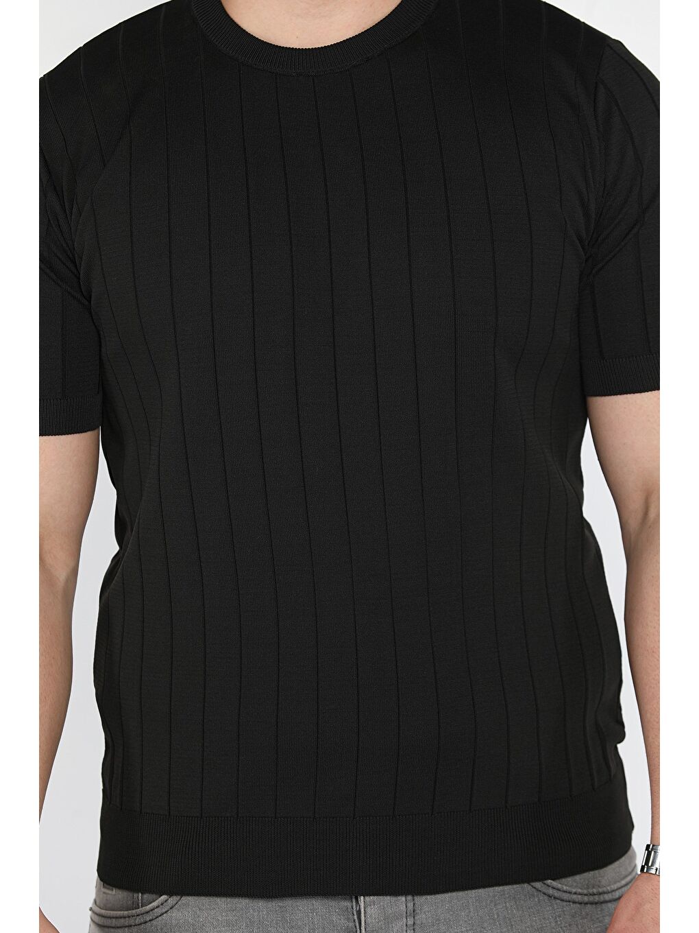 Siyah Erkek Bisiklet Yaka Kendinden Çizgi Desenli Triko Tişört-3