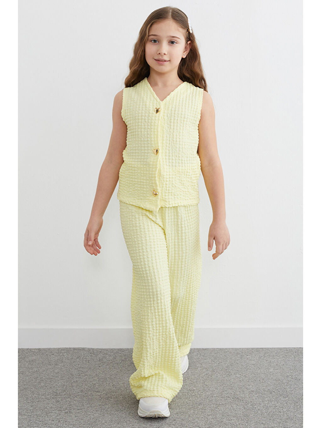 Sarı Kalp Düğmeli Dokulu Yelekli Kız Çocuk 2 Li Takım-2