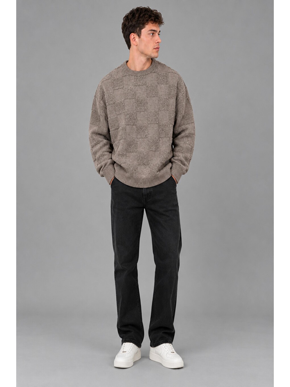 Bej Oversize Pelüş Kare Desen Kışlık Kazak Dp 18381_10062-2