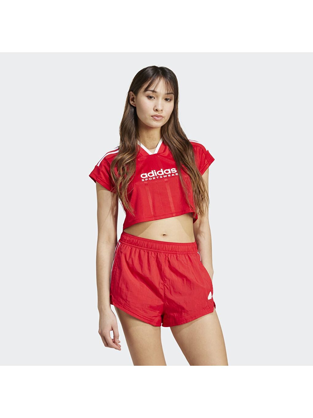 Adidas Kırmızı Tiro Np Crop Kadın Kırmızı V Yaka Tişört