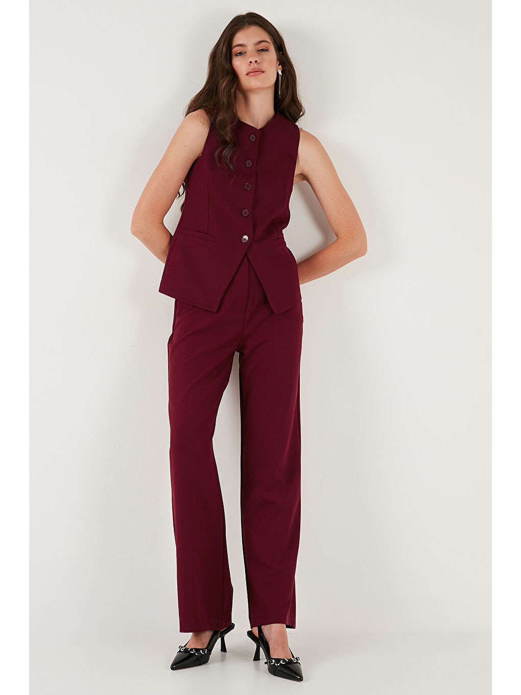 Bordo Regular Fit Bisiklet Yaka Kolsuz Düğmeli Basic Kadın Bluz Yelek 65200004-2