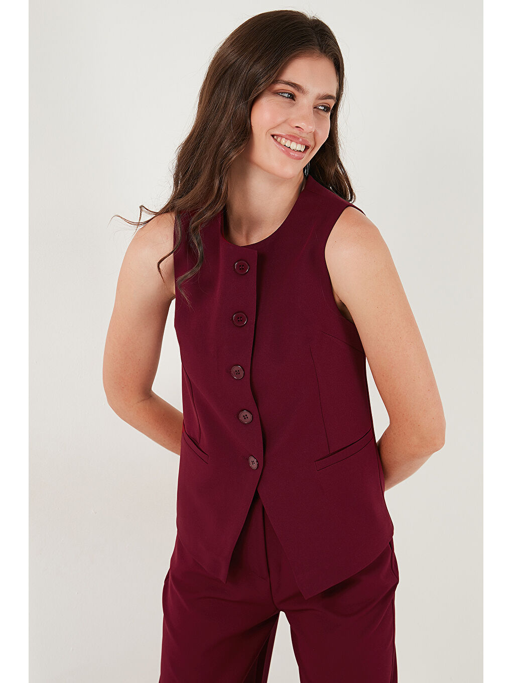 Bordo Regular Fit Bisiklet Yaka Kolsuz Düğmeli Basic Kadın Bluz Yelek 65200004-3