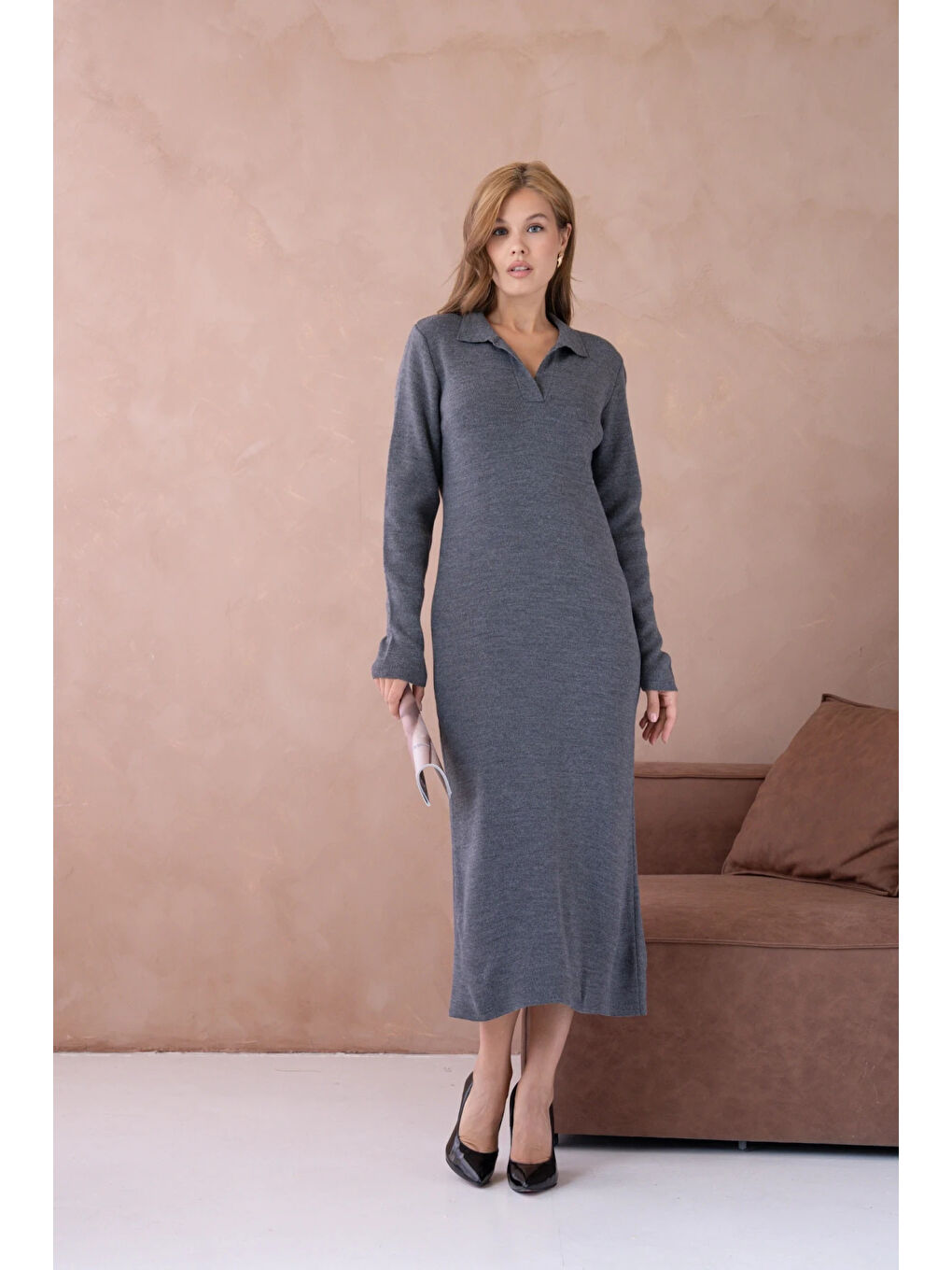 Antrasit Kadın Polo Yaka Yamuşak Dokulu Maksi Boy Triko Elbise-1