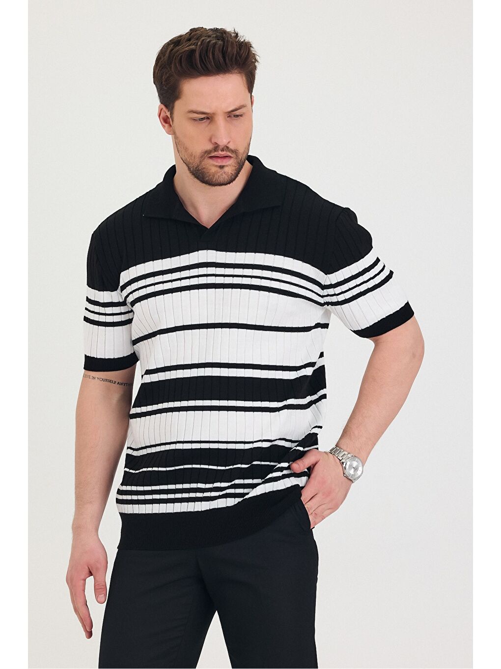 Siyah Erkek Polo Çizgi Detaylı Triko T-shirt