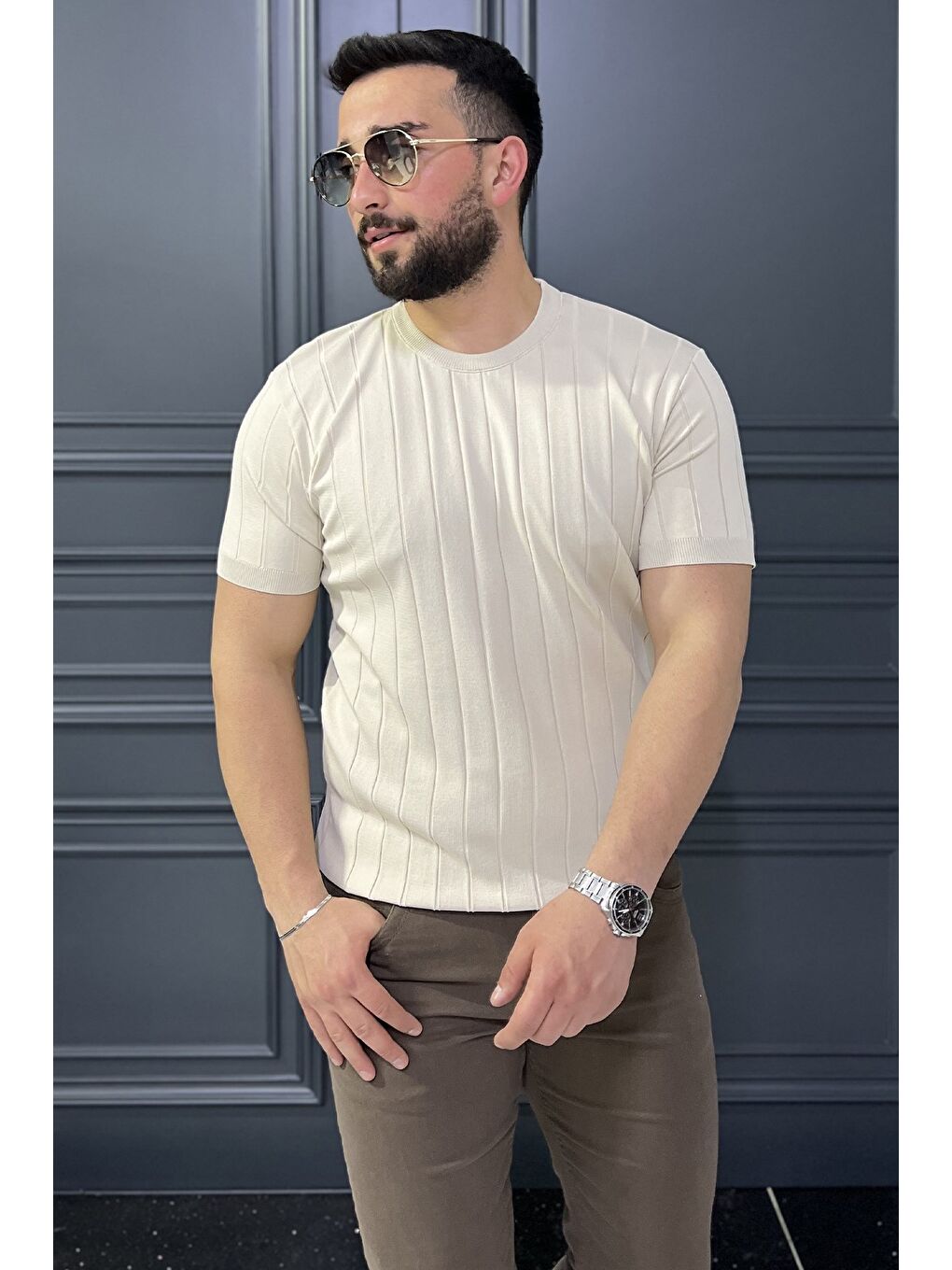 Bej Erkek Bisiklet Yaka Kendinden Çizgi Desenli Triko Tişört