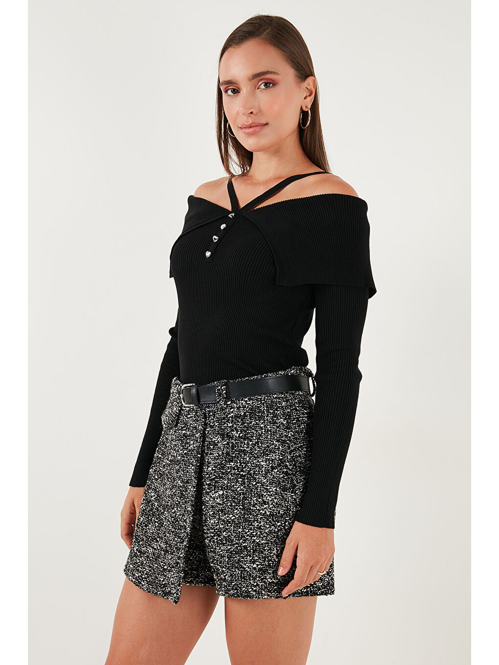 Siyah Premium Fitted Fit Carmen Yaka İp Askı Detaylı Triko Kazak 680KZ00076-4