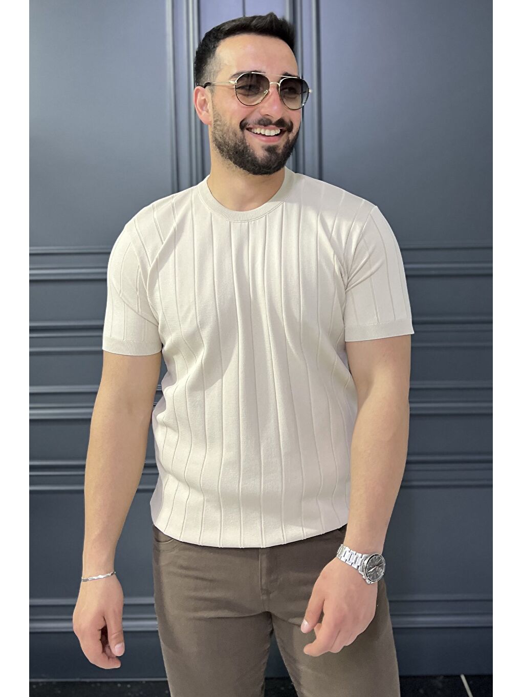 Bej Erkek Bisiklet Yaka Kendinden Çizgi Desenli Triko Tişört-1