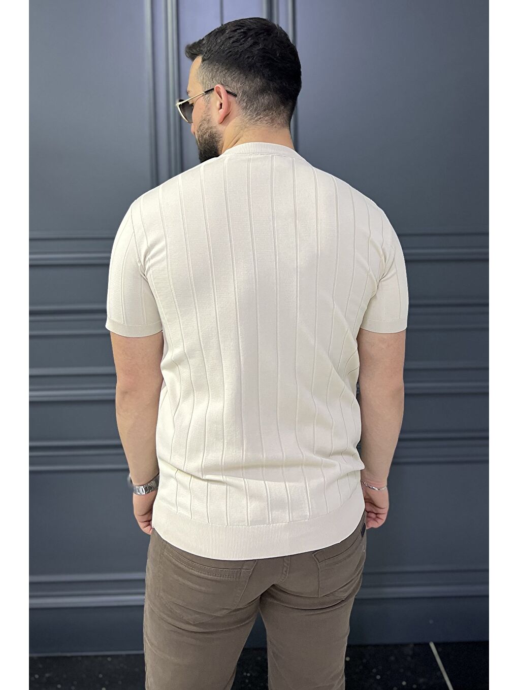 Bej Erkek Bisiklet Yaka Kendinden Çizgi Desenli Triko Tişört-2