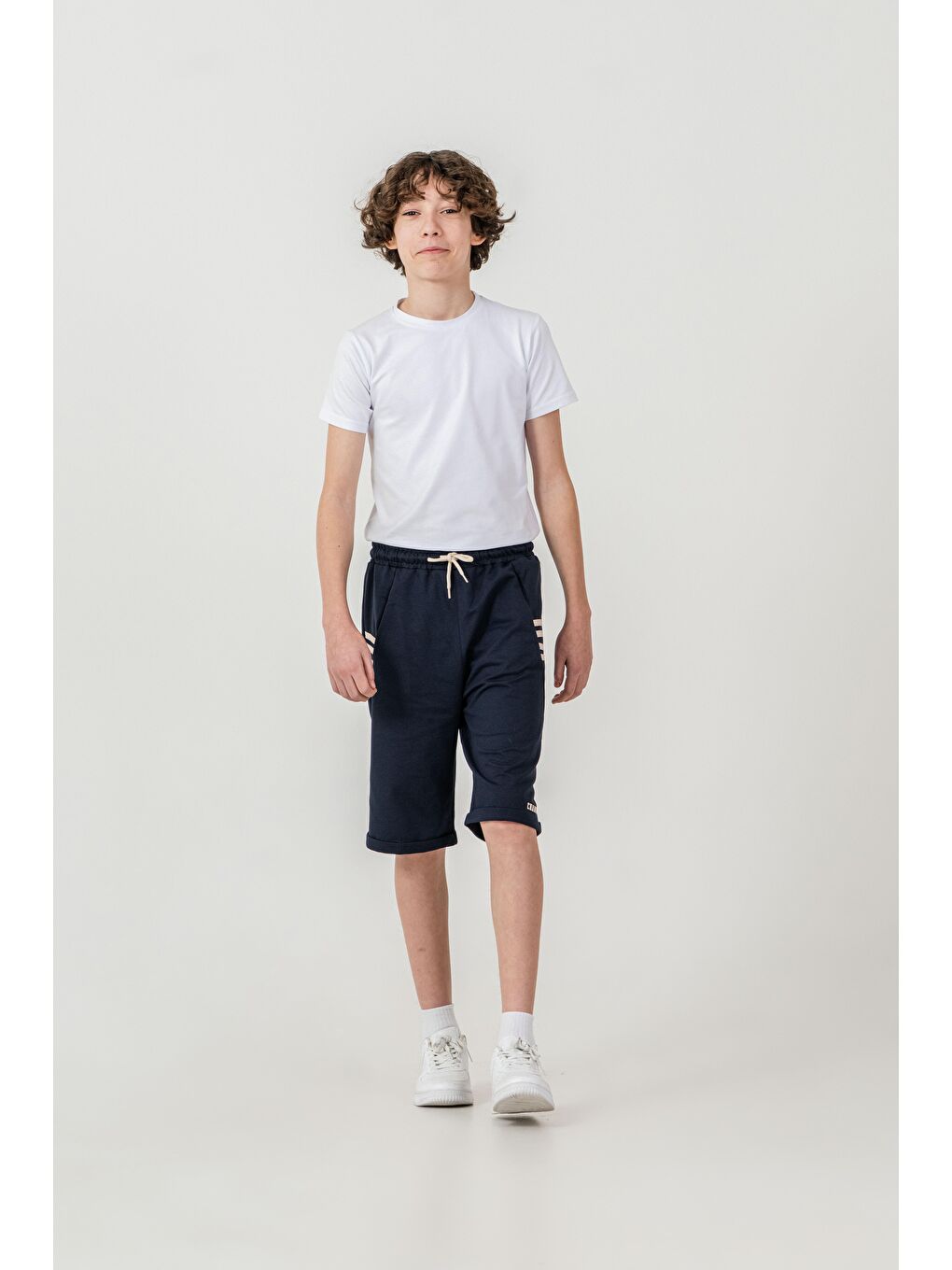 Lacivert Champs Baskılı Yanlar 4 Şerit Biyeli  Erkek Çocuk Şort