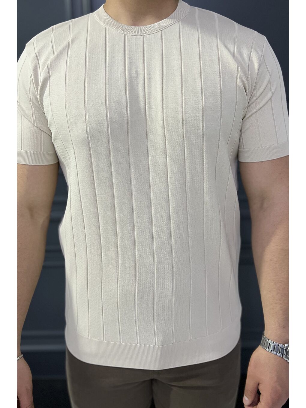 Bej Erkek Bisiklet Yaka Kendinden Çizgi Desenli Triko Tişört-3