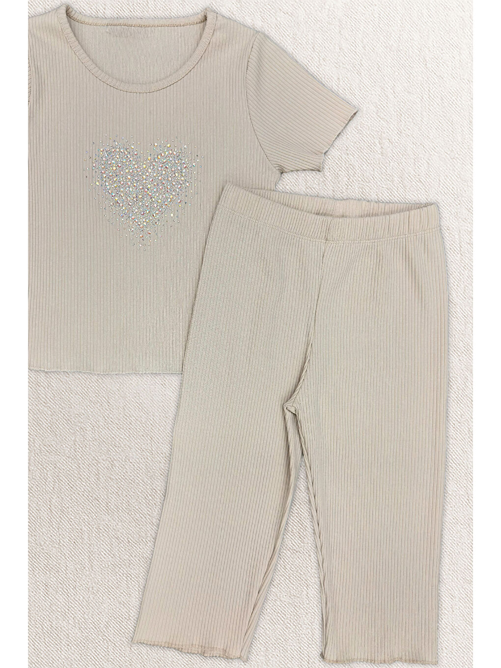 Ekru Kız Çocuk Taş İşlemeli Kalp Desenli Alt-Üst Takım 4-12 Yaş 12562-1