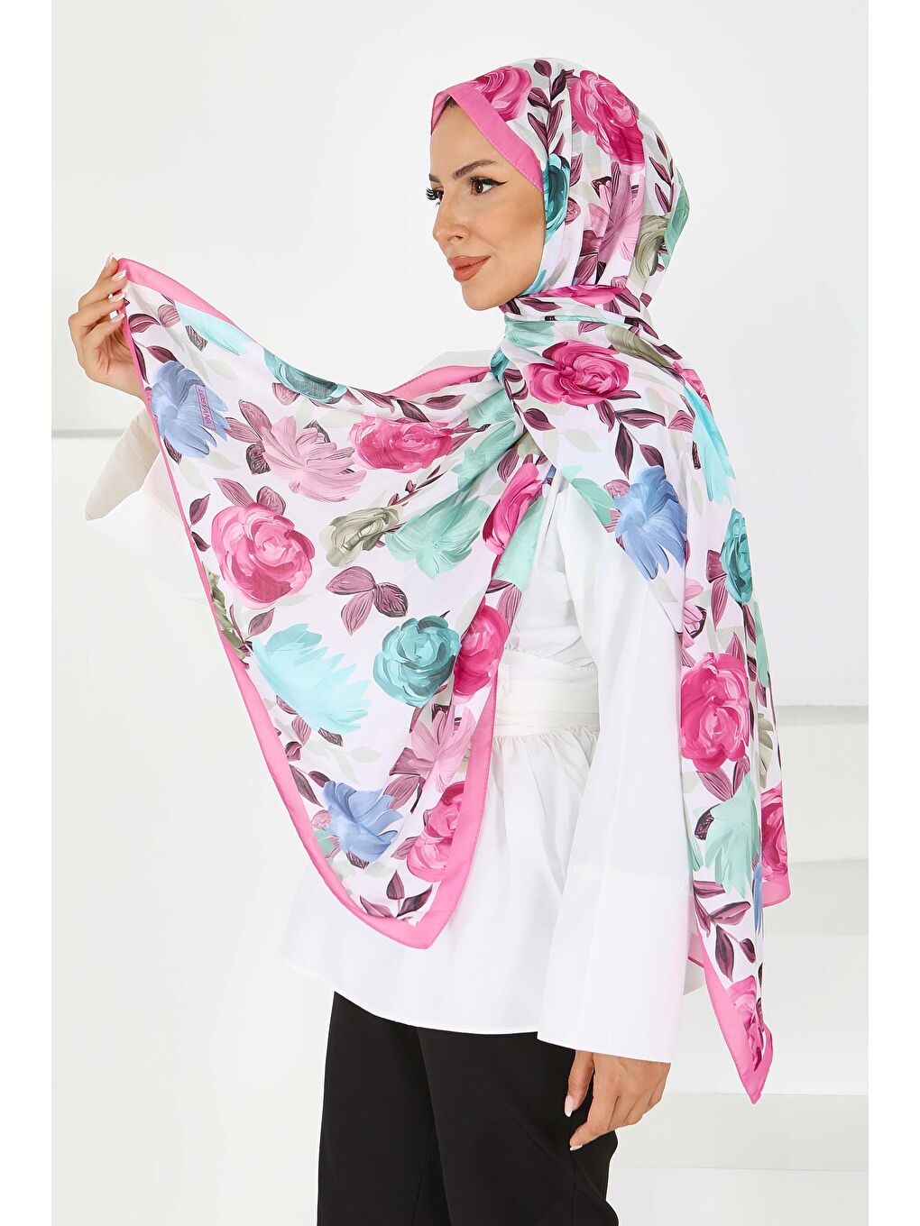 Fuşya Flower Serisi Rose Lily Desenli Şal Fusya - 27594-1