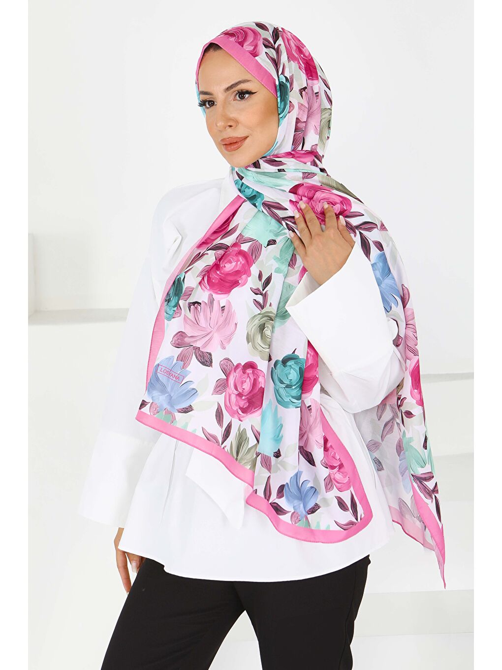 Fuşya Flower Serisi Rose Lily Desenli Şal Fusya - 27594-2