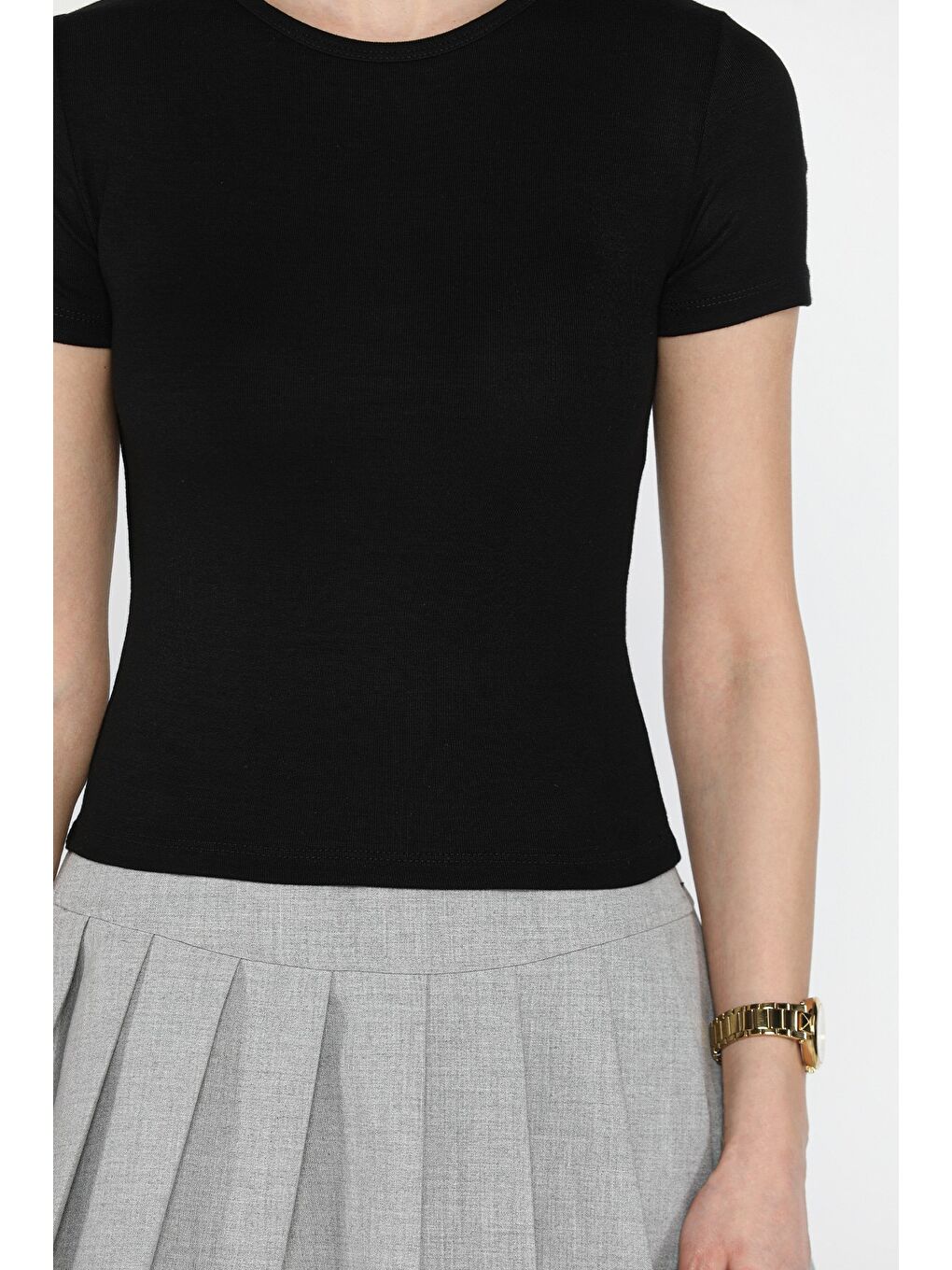 Siyah Kadın Bisiklet Yaka Basic Tişört-3