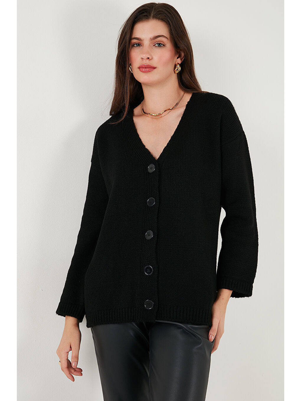 Siyah Regular Fit V Yaka Düğmeli Triko Hırka 4616229-3