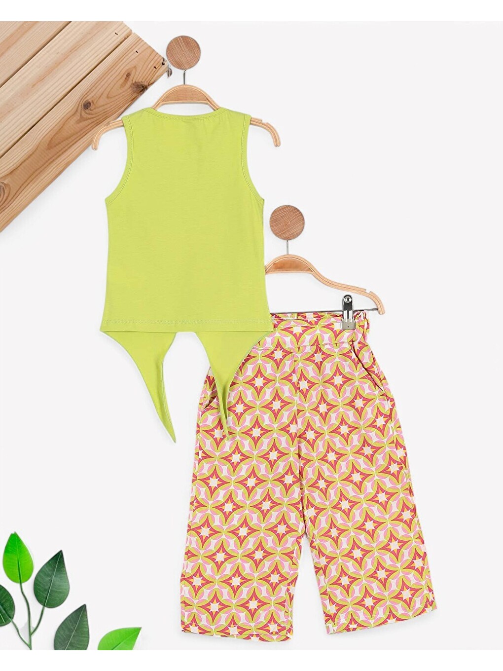Yeşil Kız Çocuk Yazlık 2-3-4-5-6 Yaş Tiril Tiril Viskon Altlı Crop Model T-shırtlü Kız Çocuk Takımı-4