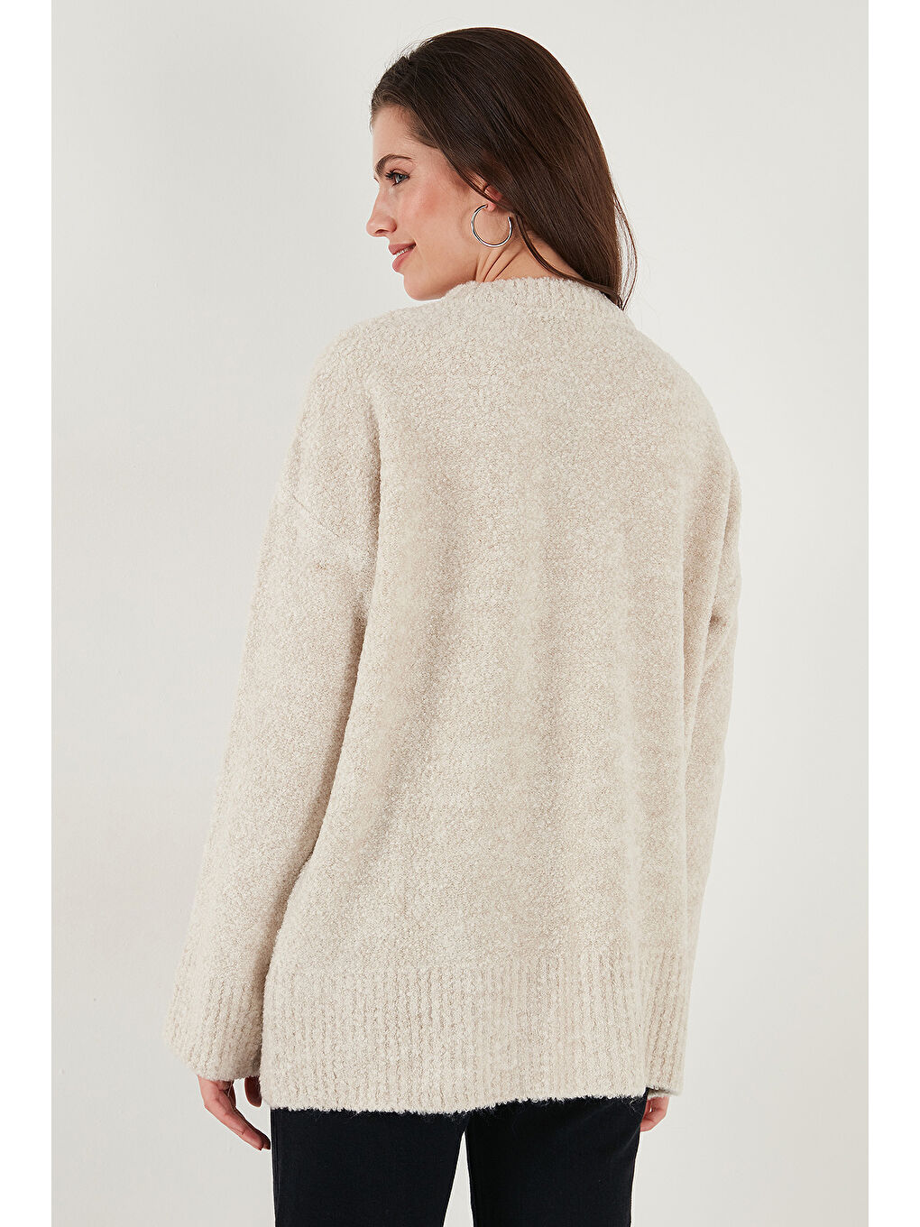 Bej Regular Fit Dik Yaka Yumuşak Dokulu Triko Kazak 4616222-6