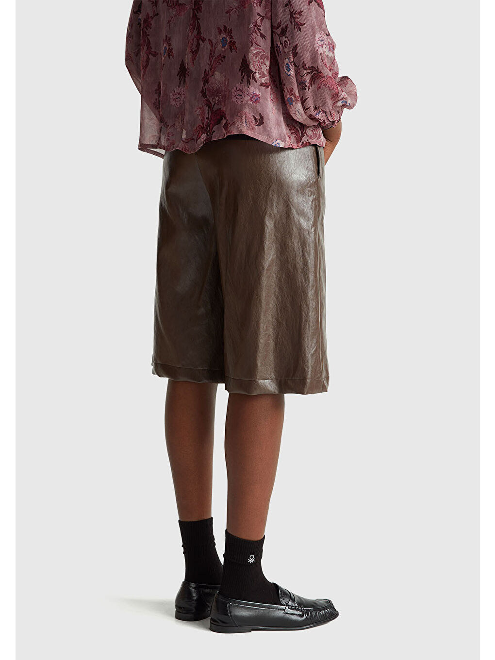 Karışık Kadın Suni Deri Bermuda Şort-2