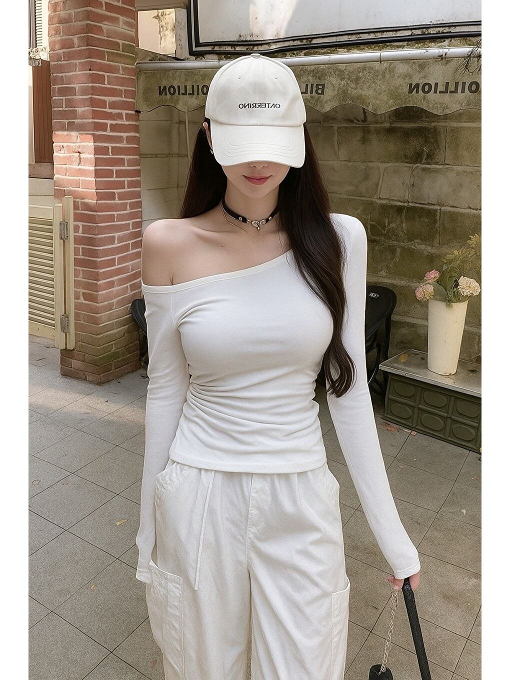 Beyaz Kadın Düşük Omuz Kayık Yaka Dar/Slim Uzun Kollu T-Shirt-1