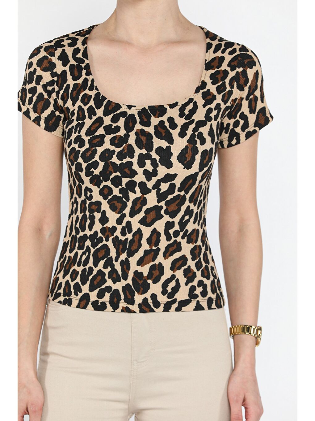 Bej Kadın Kare Yaka Leopar Desenli Bluz-3