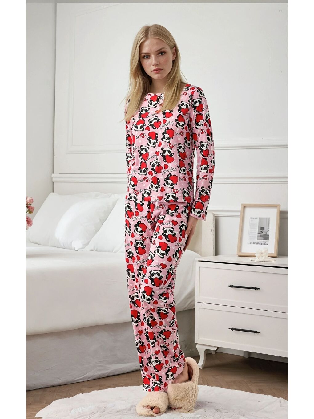 Pembe Sevimli Panda Desenli Kadın Pijama Takımı-1