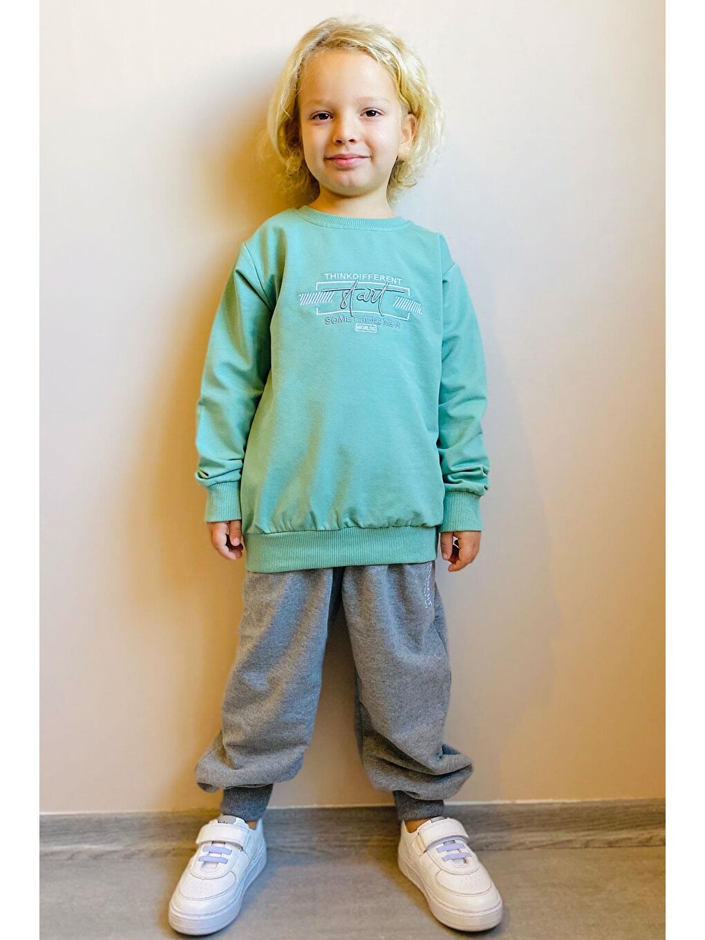 Erkek Çocuk Eşofman Takım Yazı Nakışlı Mint Yeşili (8 Yaş)