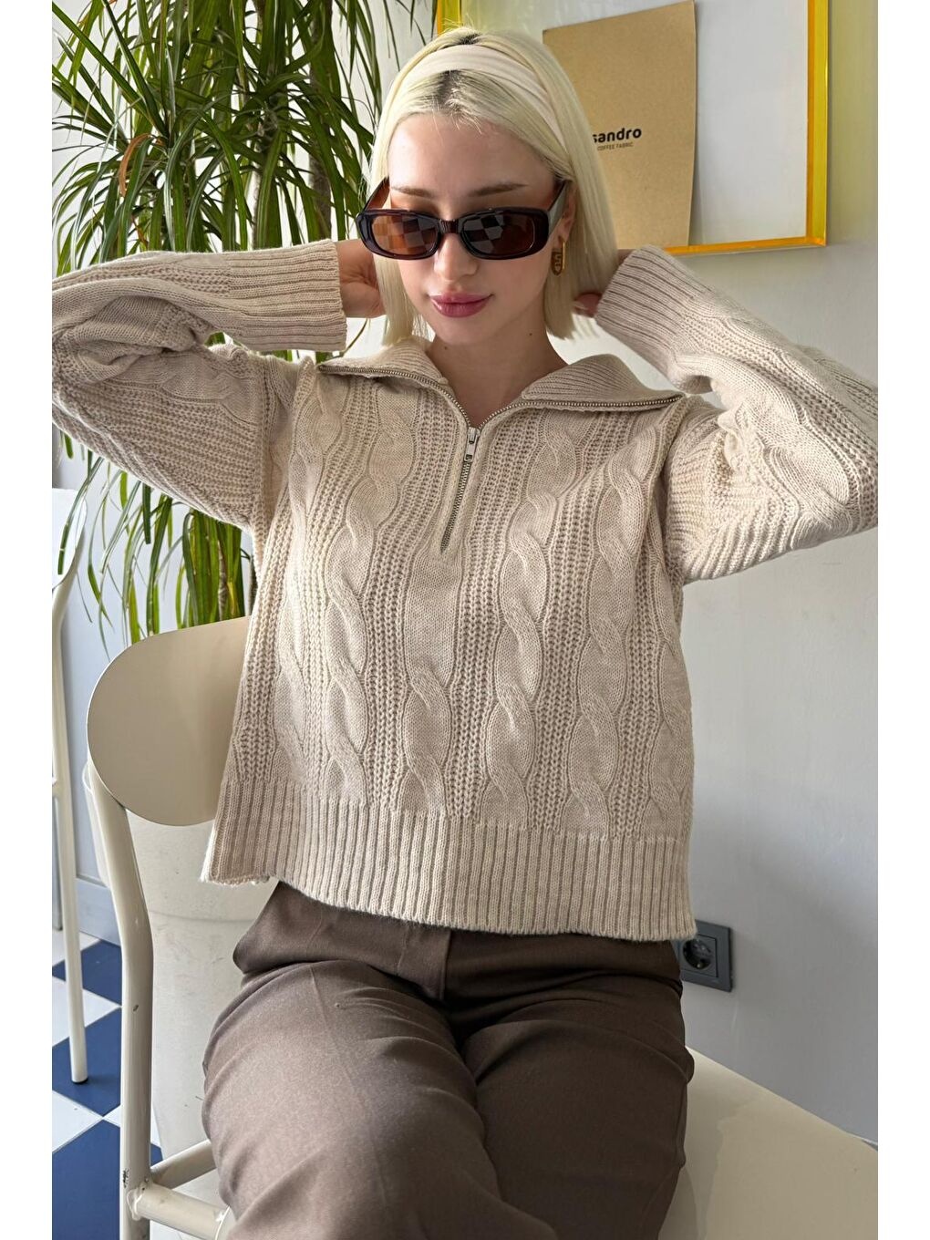 Bej Örgü Desenli Kadın Triko Kazak Mg2546