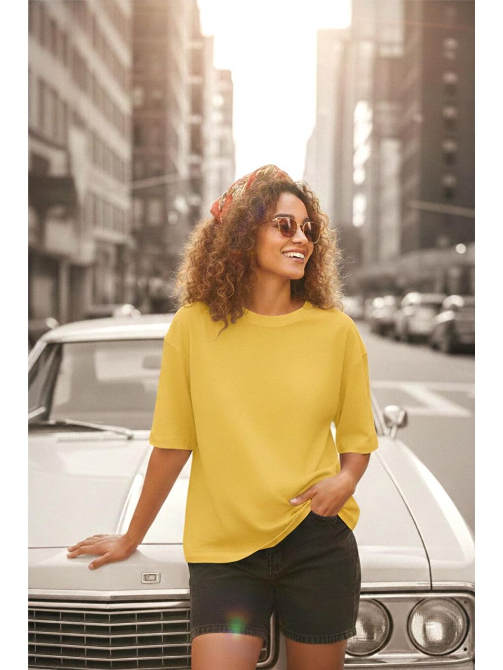 Sarı Mily Kadın Oversize Basic Bisiklet Yaka Pamuklu T-Shirt Rahat Kesim Unisex Sevgili Kombini