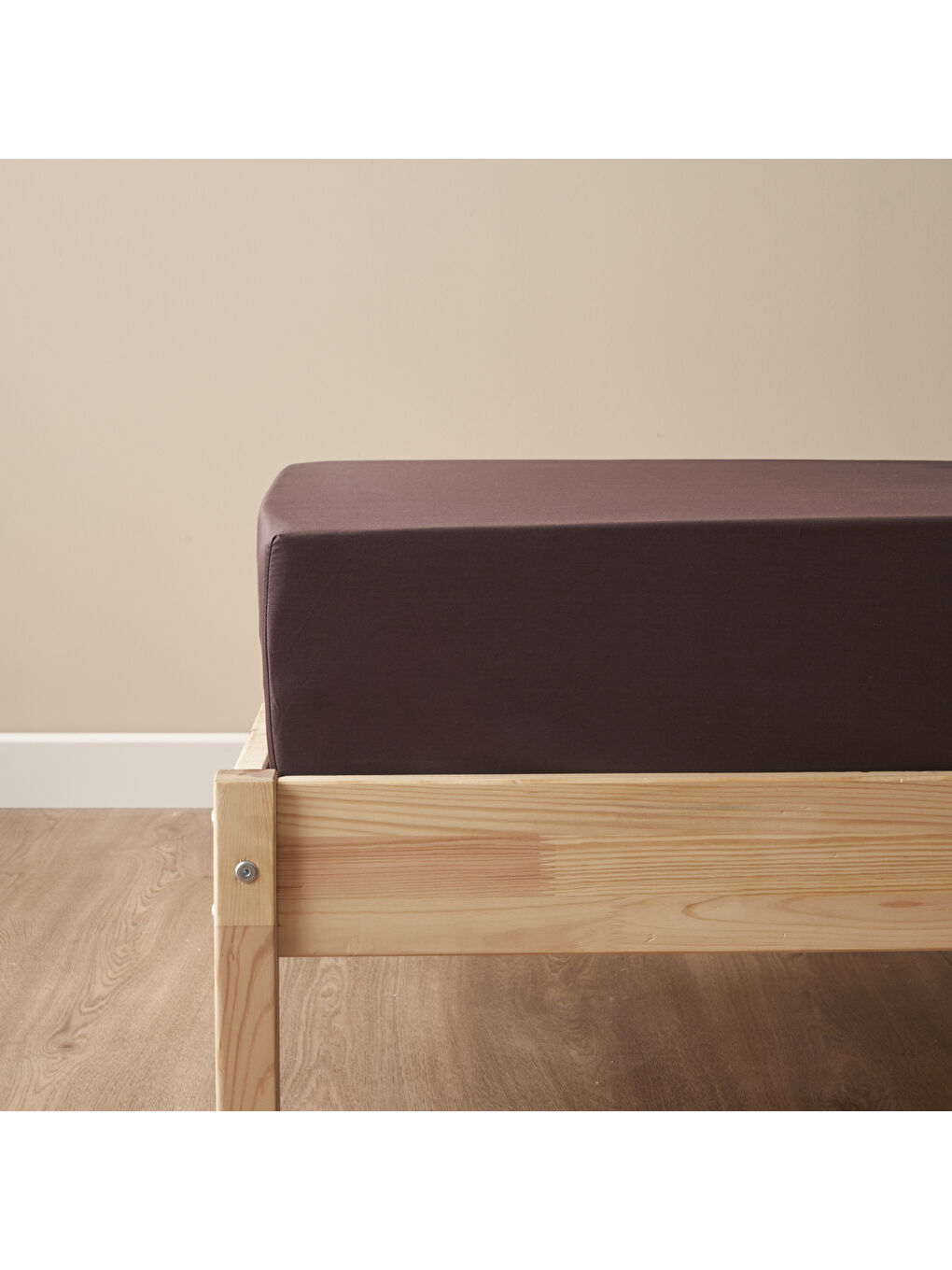 %100 Pamuk Saten Supreme Çift Kişilik Lastikli Çarşaf Kahverengi (160x200x35 cm)