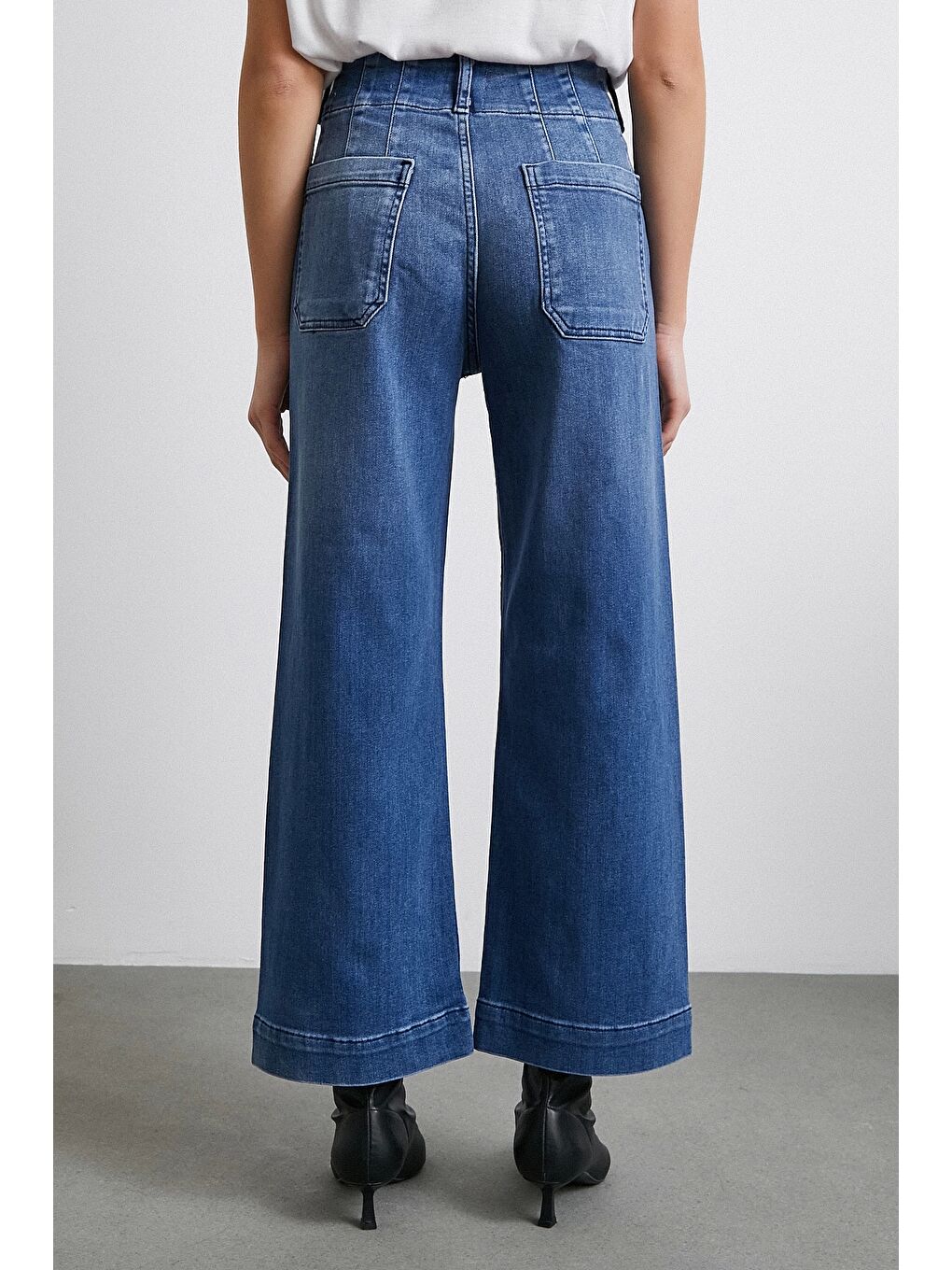 Cep Ve Düğme Detaylı Wide Leg Jean Mavi-5