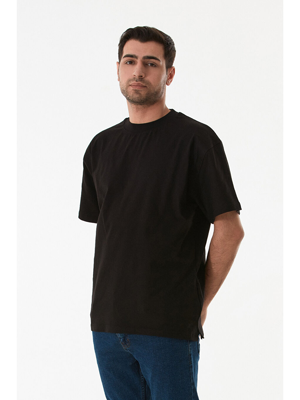 Siyah Basic Bisiklet Yaka Oversize Tişört-2