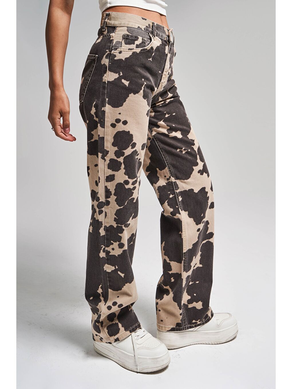 Kadın Kahverengi 6s5-57 Özel Yıkama Leopar Desenli %100 Pamuk Loose Fit Orta Bel Denim Jean