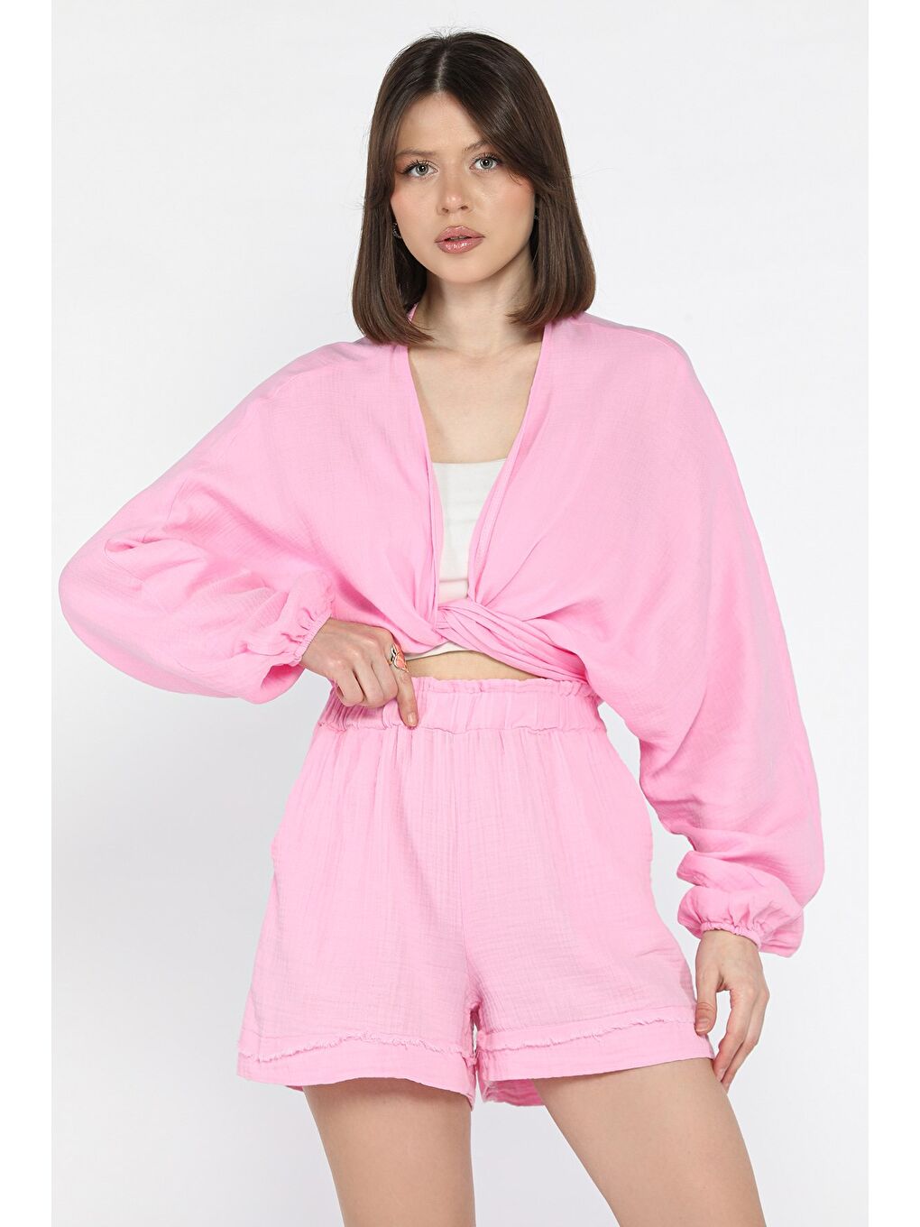 Pembe Kadın Keten Şort