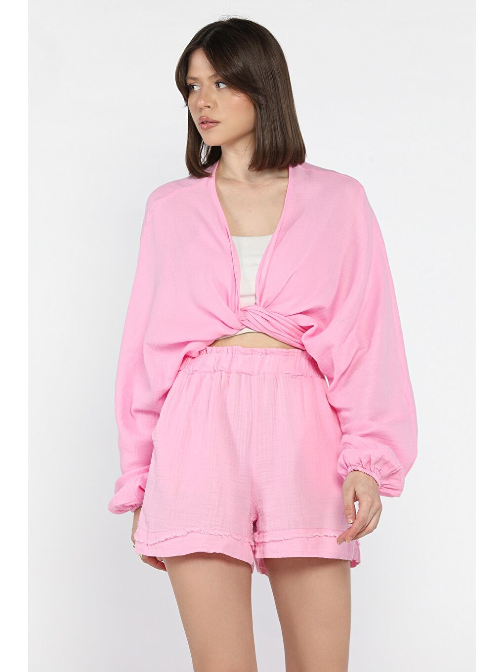 Pembe Kadın Keten Şort-1