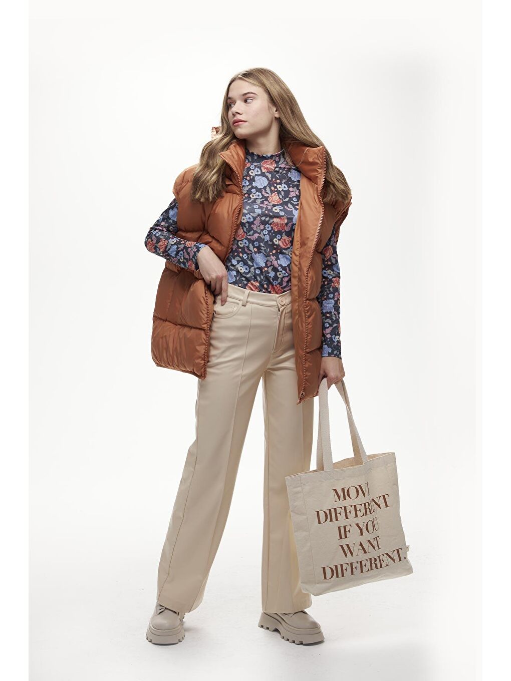 Gri Baskılı Körüklü Bez Çanta Dıfferent-2