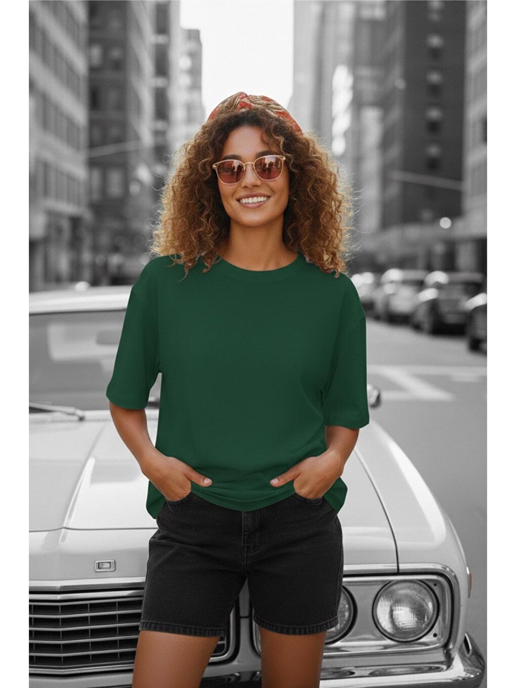 Yeşil Mily Kadın Oversize Basic Bisiklet Yaka Pamuklu T-Shirt Rahat Kesim Unisex Sevgili Kombini