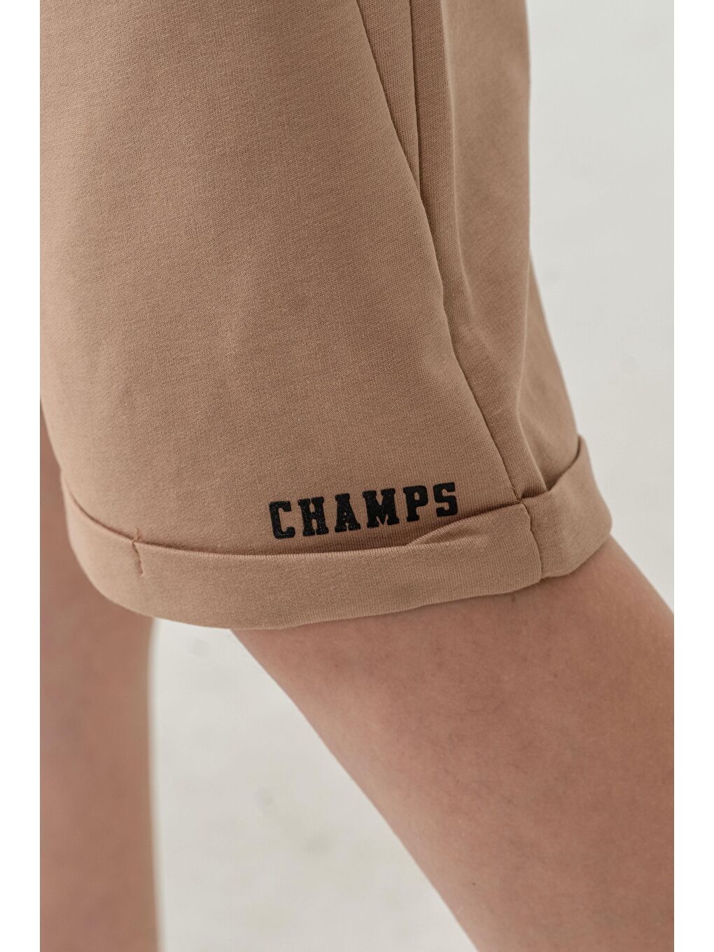 Bej Champs Baskılı Yanlar 4 Şerit Biyeli  Erkek Çocuk Şort-4