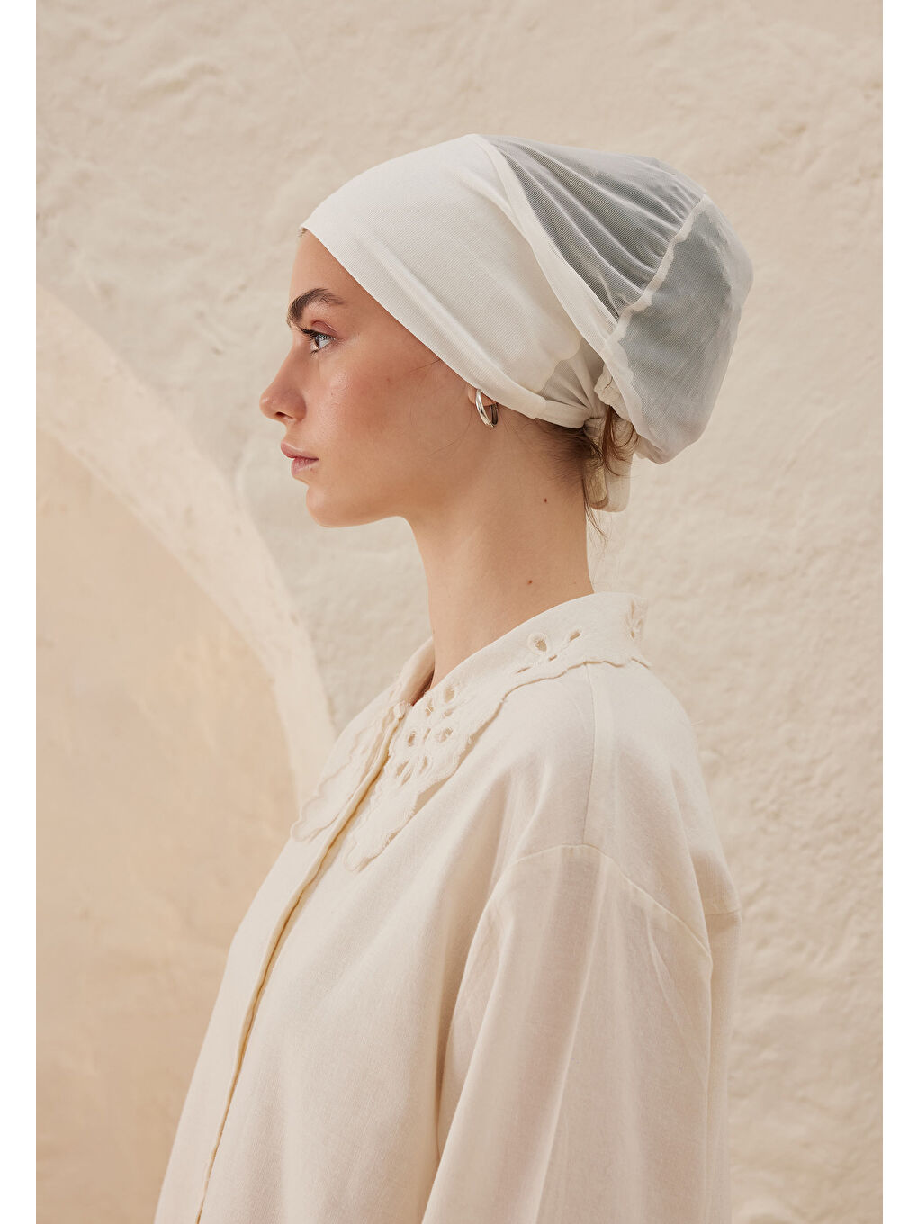 Silikonlu Kaydırmaz Fileli Bone Ekru-1