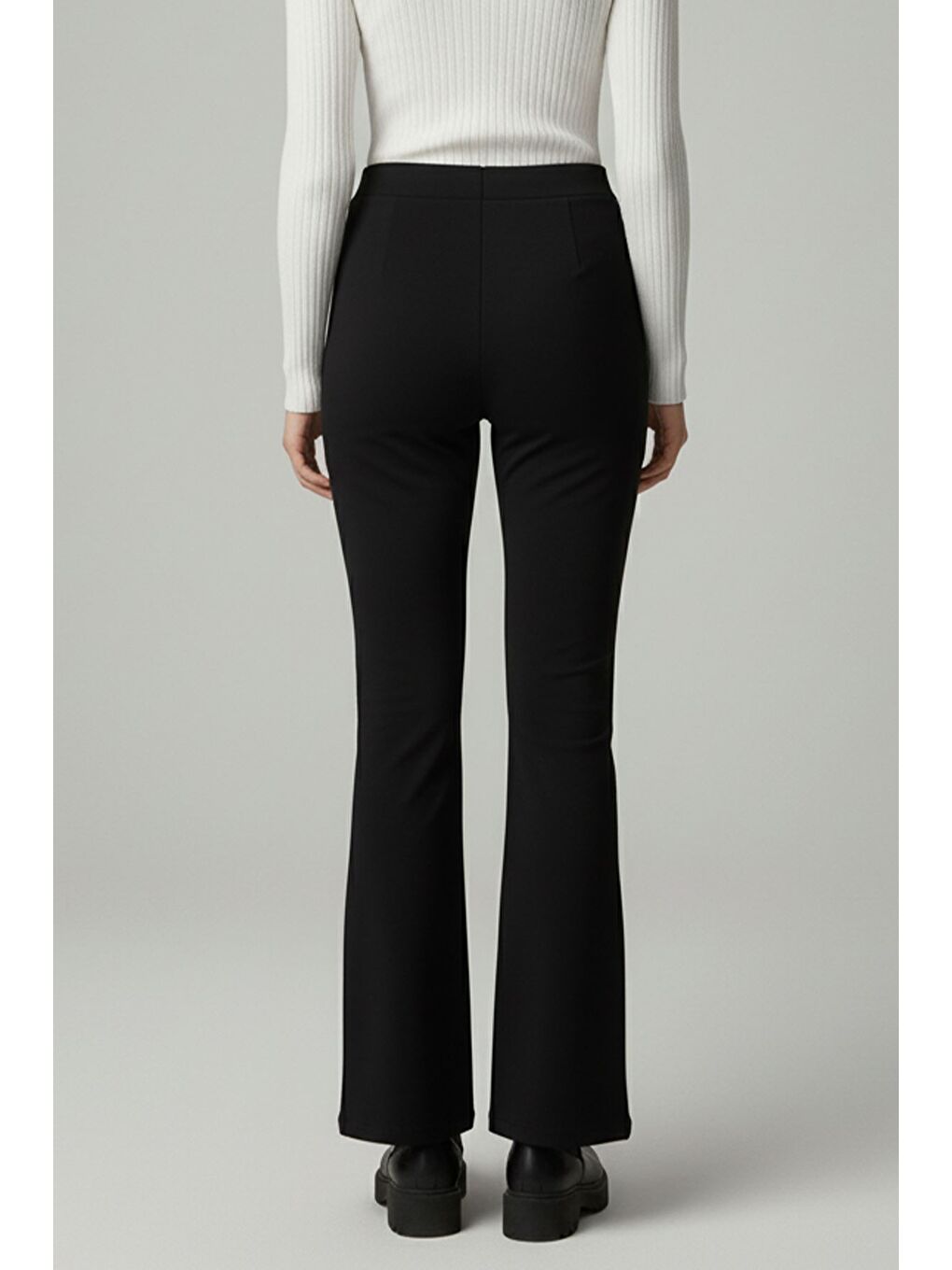 Siyah Kadın Büyük Beden Ön Çimalı İspanyol Paça Pantolon-1